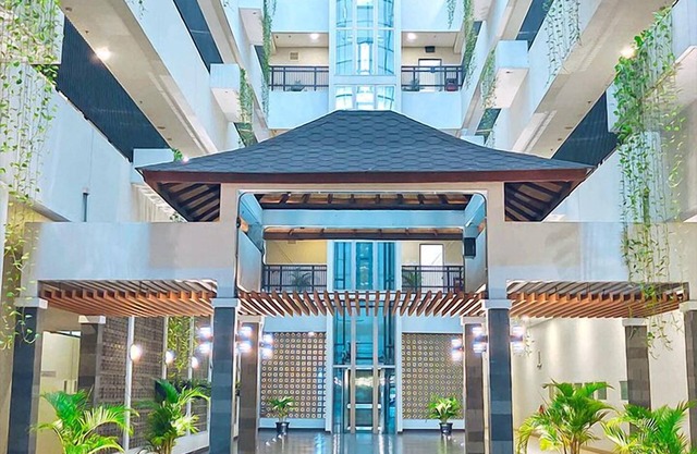 Le Premier Hotel Kota Deltamas