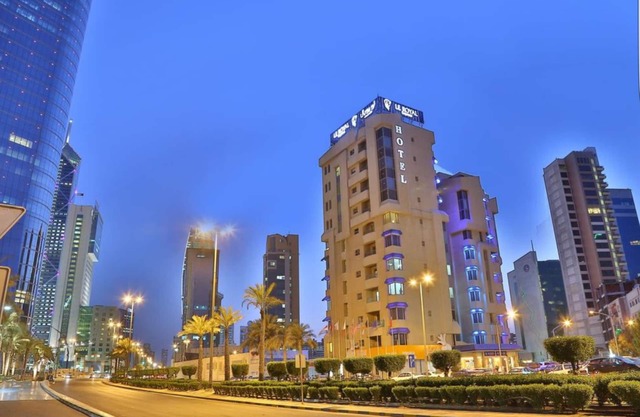 Le Royal Express Hotel