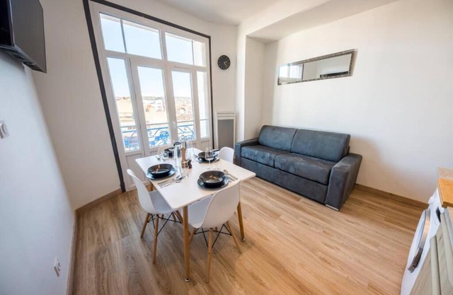 LE SEQUOIA Appart' pour 4 au Cœur de ville VICHY