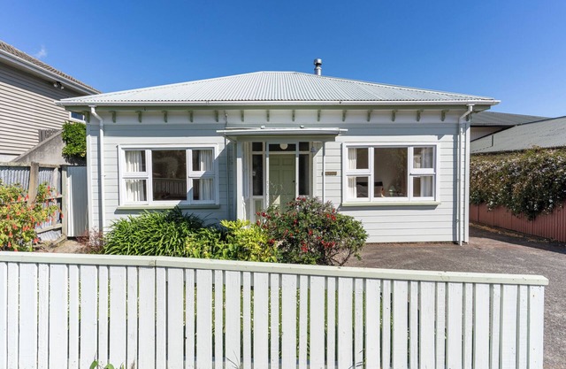 Le Solterre - Akaroa Holiday Home