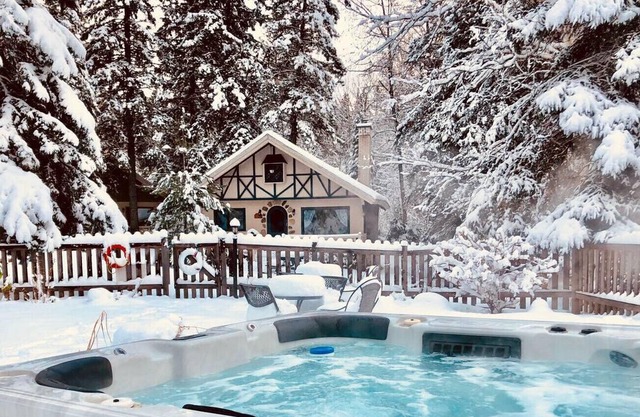 Le St-Moritz: casa de campo linda y acogedora en Village Suisse Resort, corazón de Val-David