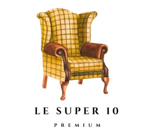 Le Super 10 - Free Parking, Fast WiFi, Calm - Top Angers, Families & Groupes