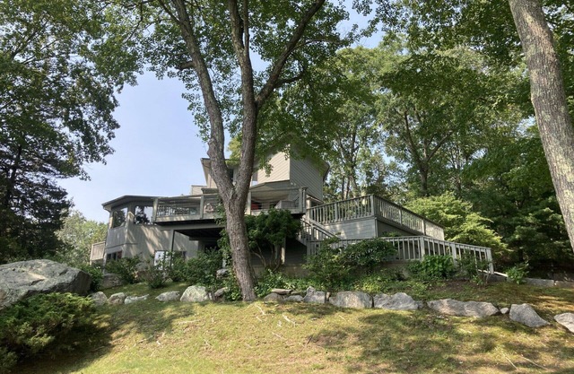 Ledge House