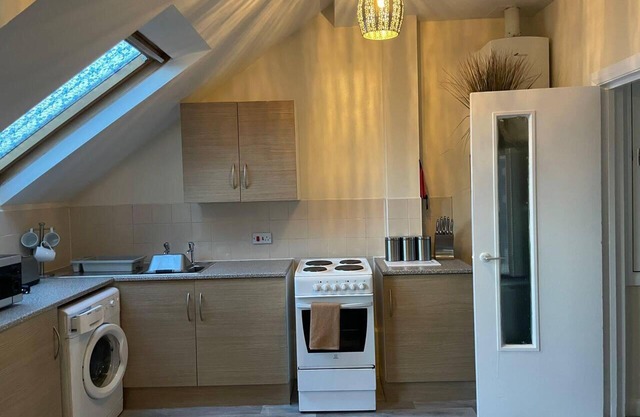 Leeds Cute 1 bed Apt, Garden, Free Wifi & Parking