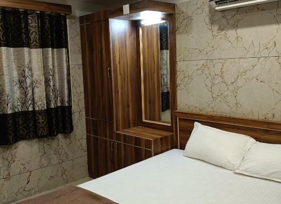 Leela Residency velankanni