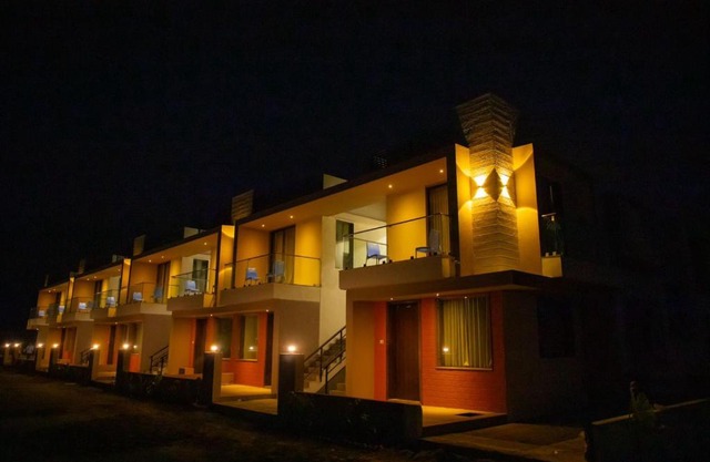 Leena Resort