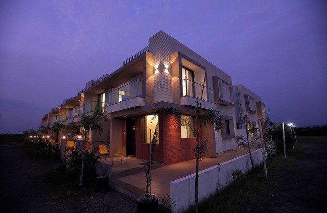 Leena Resort