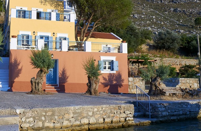Estudio Lefkadio por el mar