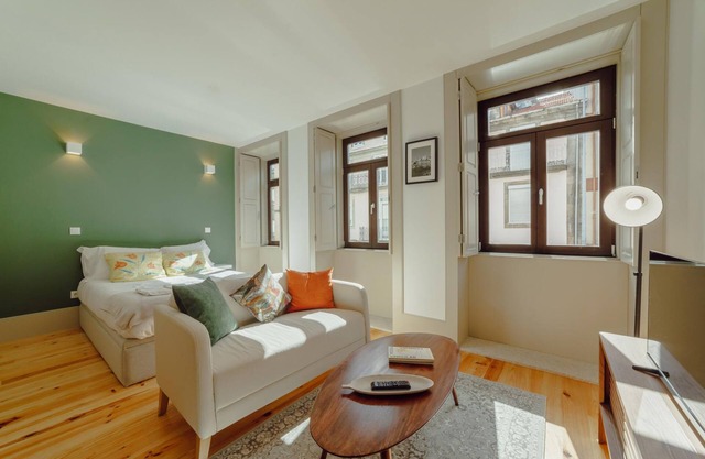 Legacy Oporto Design Apartment D by Vacationy