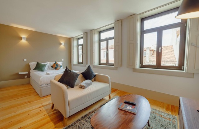 Legacy Oporto Design Apartment H by Vacationy