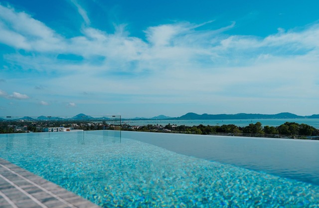Legend most Luxurious 6Bedroom Seaview