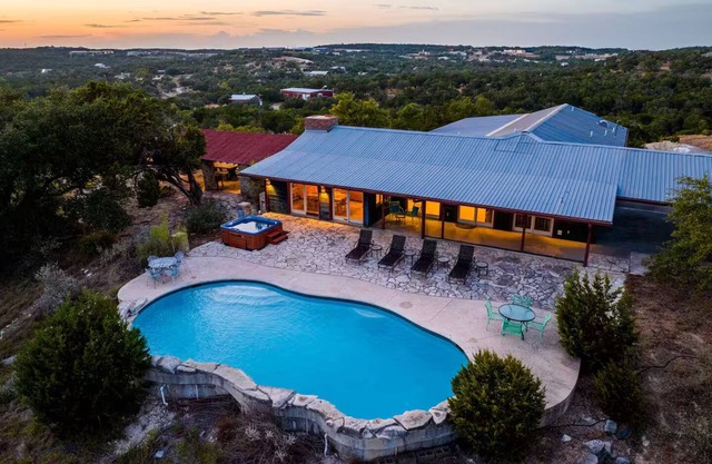 Legendary 3 Bedroom Estate with Pool & Hot Tub!