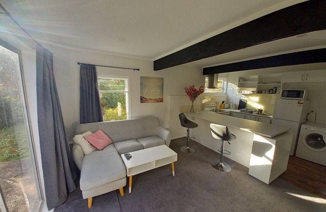 Lemon Tree Apartment Tawa