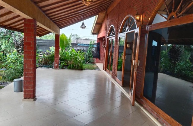 Lemongrass villa