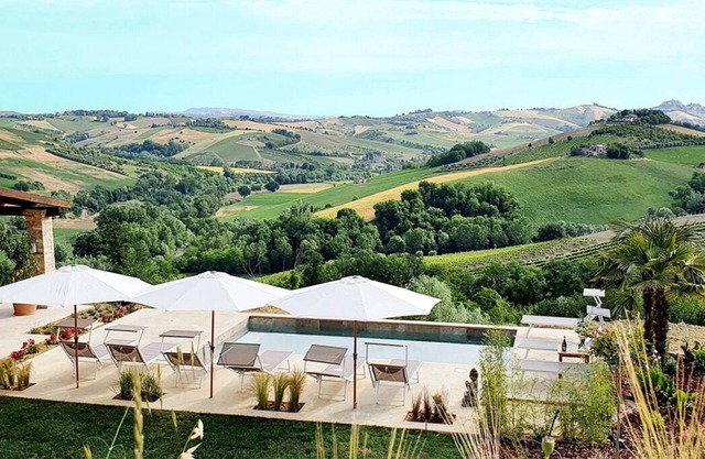 Lemonvilla - panoramic position - pool - 240m²