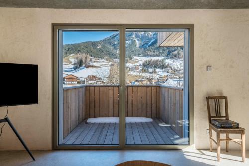 Lena Dolomites Suite