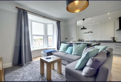 Lennox Lodge 2