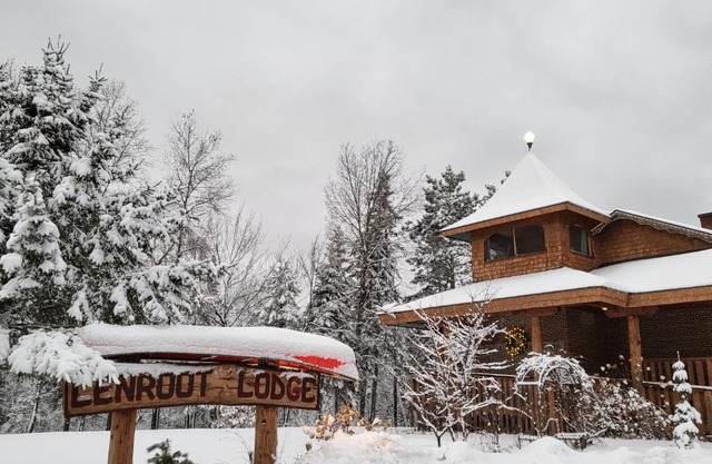 Lenroot Lodge