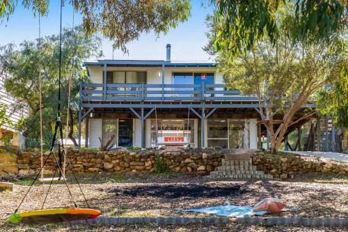 Lens Lodge - Spacious beach Home