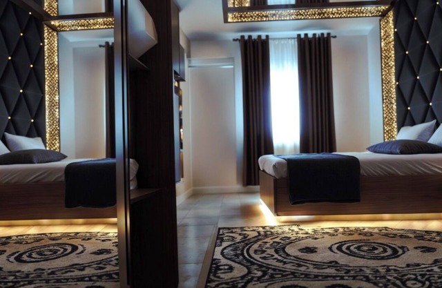Leon Hotel