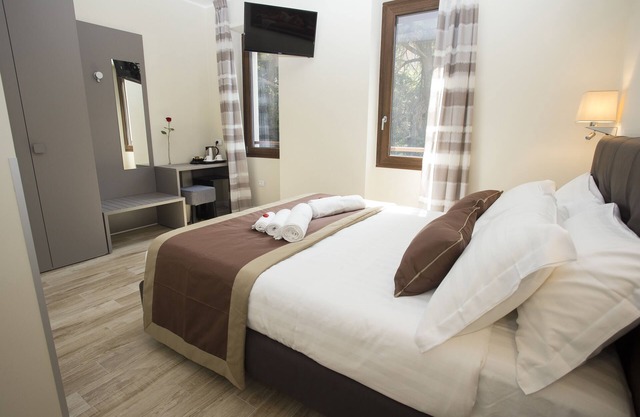 Leonardo Da Vinci Guest House