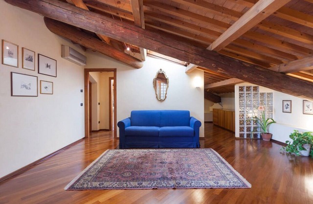 Leoni House Verona, elegante apartamento en el centro histórico.