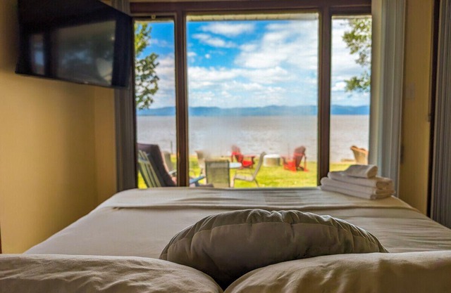 Les Chalets Bleus - Cozy rental by the riverine - Cottage 1