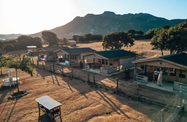 'Les Chalets De Tesa' with mountain view, Wi-Fi and air conditioning