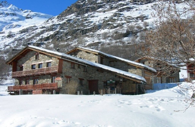 LES COLOMBIERES - MÉSANGE