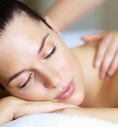 Les Horizons - SPA-JACUZZI - MASSAGE- SAUNA - 4 SAISONS - Piscine chauffée Toute l'année - 800m centre ville Nyons
