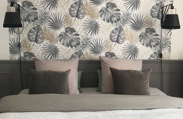 Les hortensias, family home for 6, near Paris