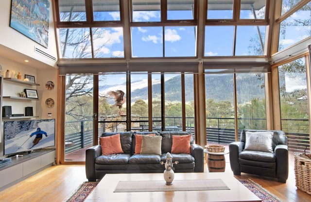 Les Perrieres Lodge - Spacious 3BR Luxury l Gym l Indoor Pool l Tennis l WiFi l BBQ