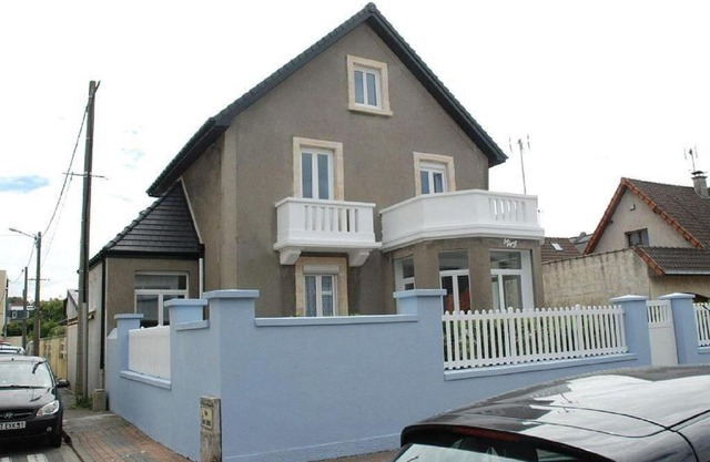Les vagues, villa avec garage