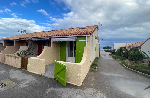 Leucate, maison dans village naturiste Eden à 50 m de la plage, 4 personnes