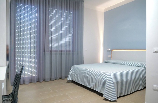 LEVANTE SALENTO - Aragosta Rossa: Double room (with third bed), balcony