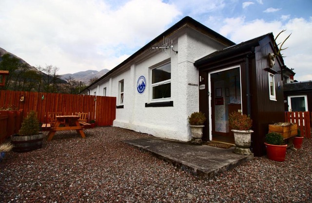Leven and Linnhe Apartments, West Highland Way Holidays