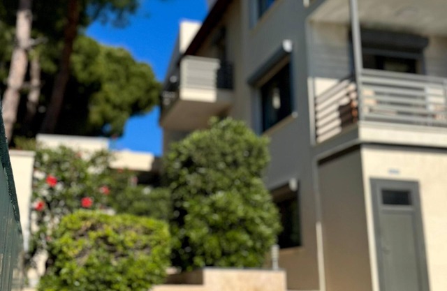 Levon Villa Hotel