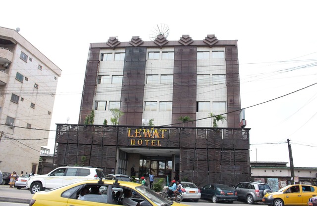 Lewat Hotel