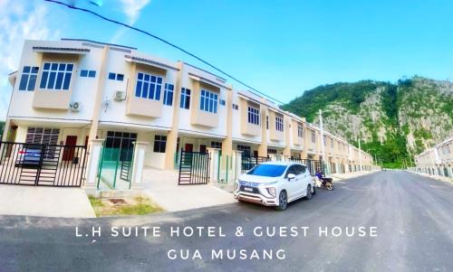 LH SUITE HOMESTAY Gua Musang- Masjid Mekah