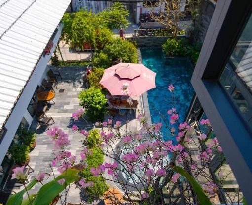 Life Boutique Hotel