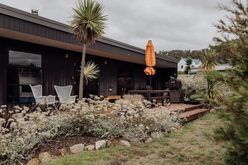 Lifebuoy Beach House Bicheno
