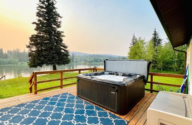 Life’s Better on the River!