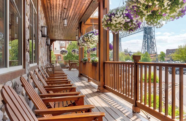 Lift Bridge Lodge, Ascend Hotel Collection