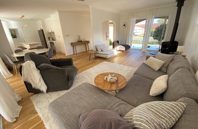 Light modern airy beachy feel house. Pet friendly