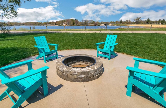 Lil' Nauti: A Splash of Luxury for Your Summer Escape