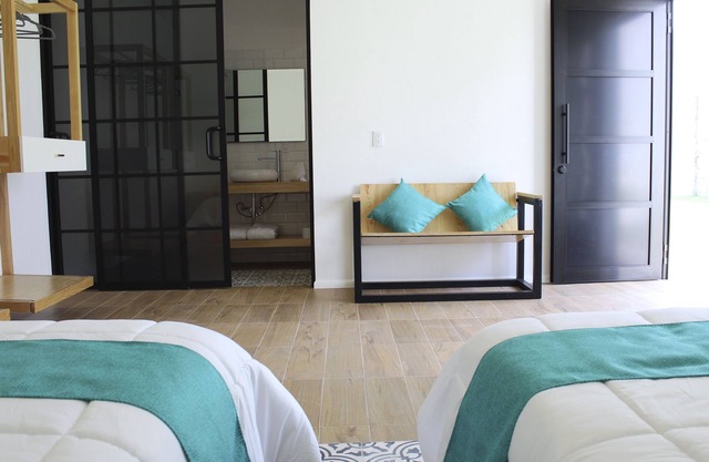 Lila & Co Hotel Boutique