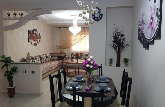 « Lilia-appart » Luxe, confort et calme dans 130 m2 et 4 chambres avec garage au cœur d’Oujda.