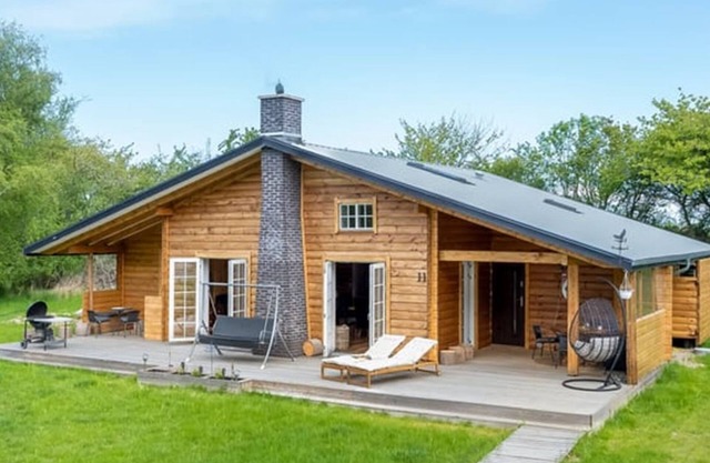 "Lillebror" - 900m from the sea by Interhome