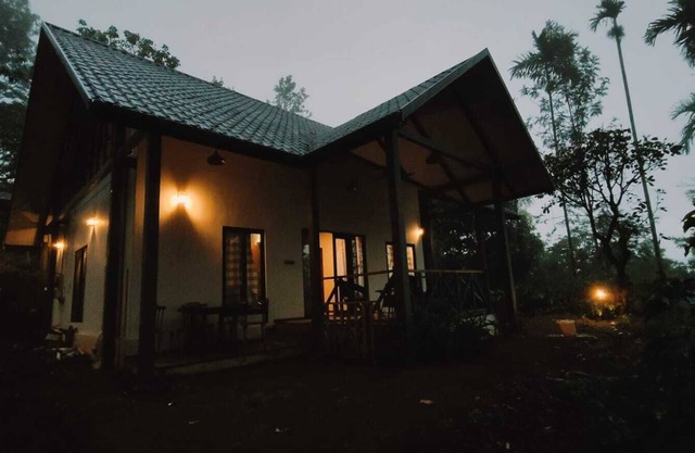 Lillis Tea Hostel, A mountain bungalow conjures images of a cozy, rustic retreat