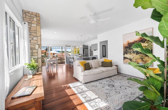 Lilly Pilly Cottage - Luxurious Getaway in Heart of Kenilworth